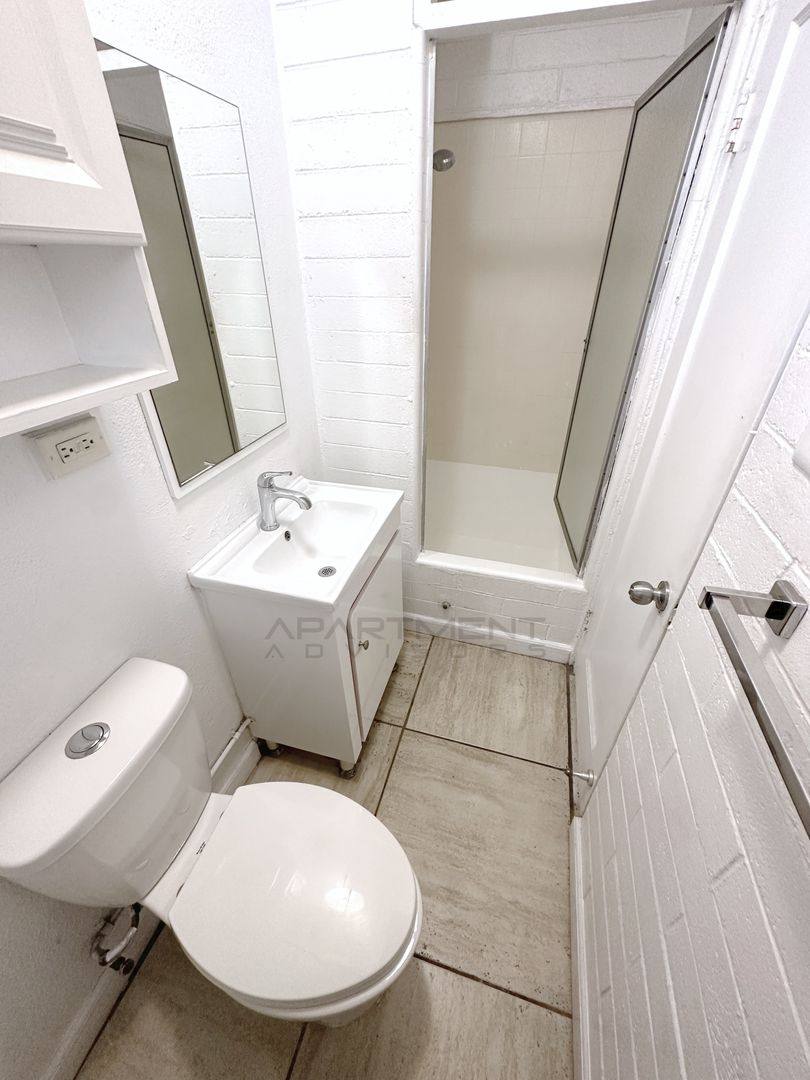 Apartment for rent at 264 Kaiulani Ave #6, Honolulu, HI 96815