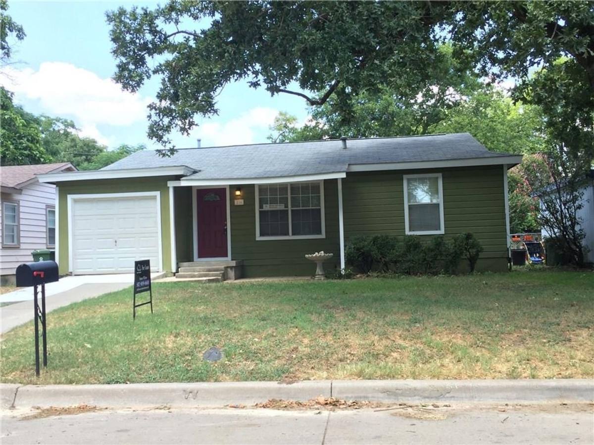 House for rent at 216 Elm St, Hurst, TX 76053