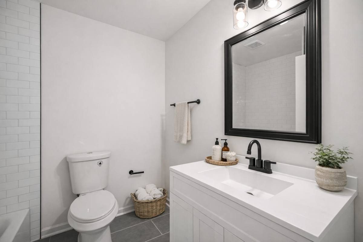 Apartment for rent at 1640 W NW Blvd, Winston Salem, NC 27104