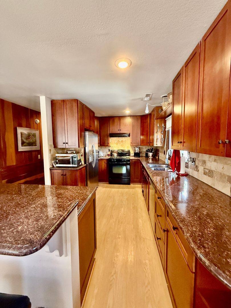 House for rent at 406 Monterey Place, Mammoth Lakes, CA 93546