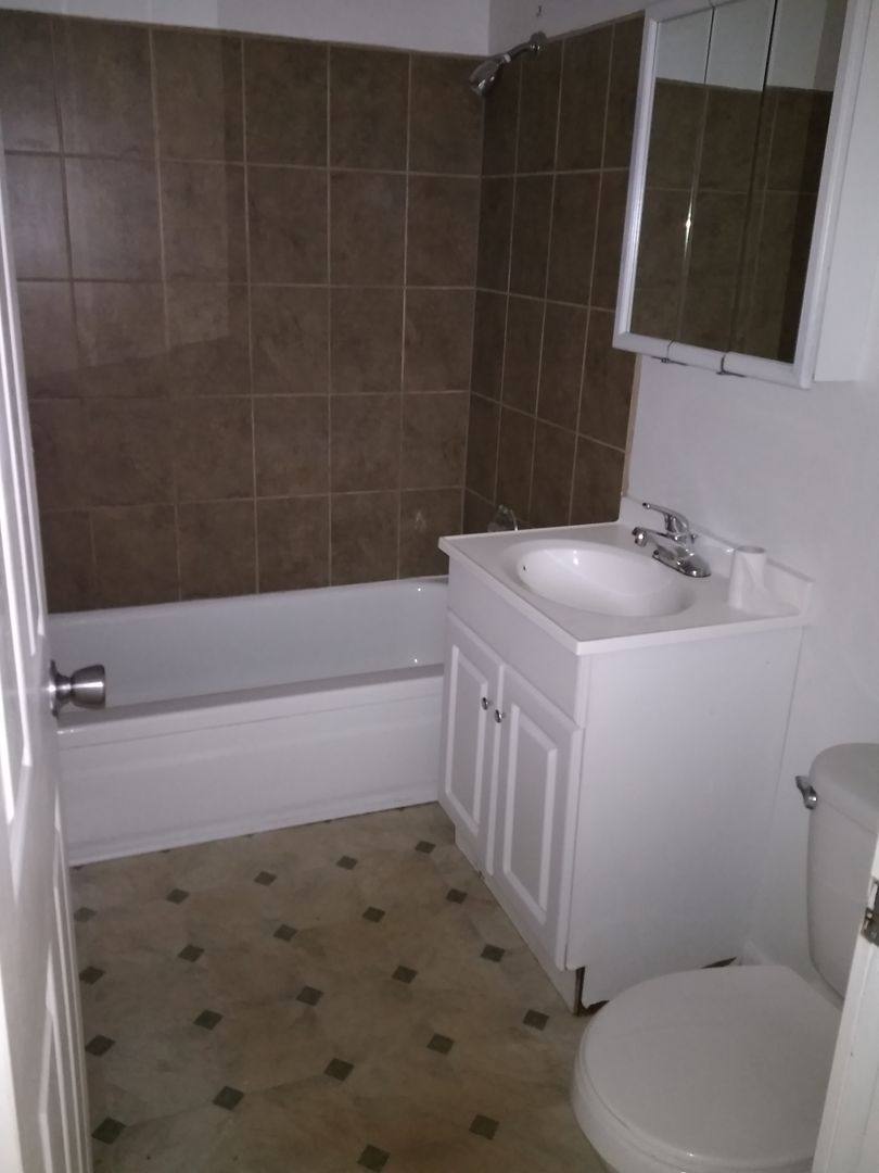 Apartment for rent at 1116 Irving Ave, Rockford, IL 61101