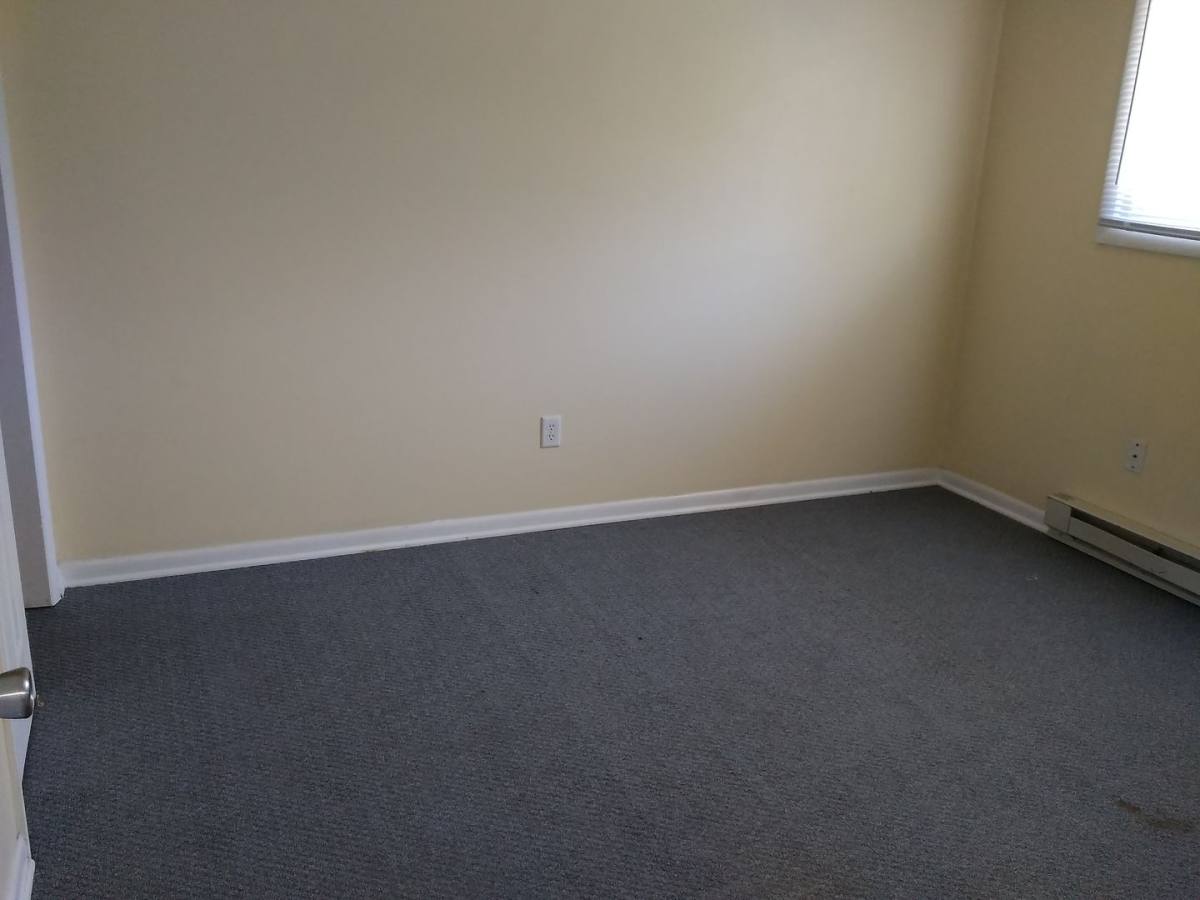 Apartment for rent at 1116 Irving Ave, Rockford, IL 61101