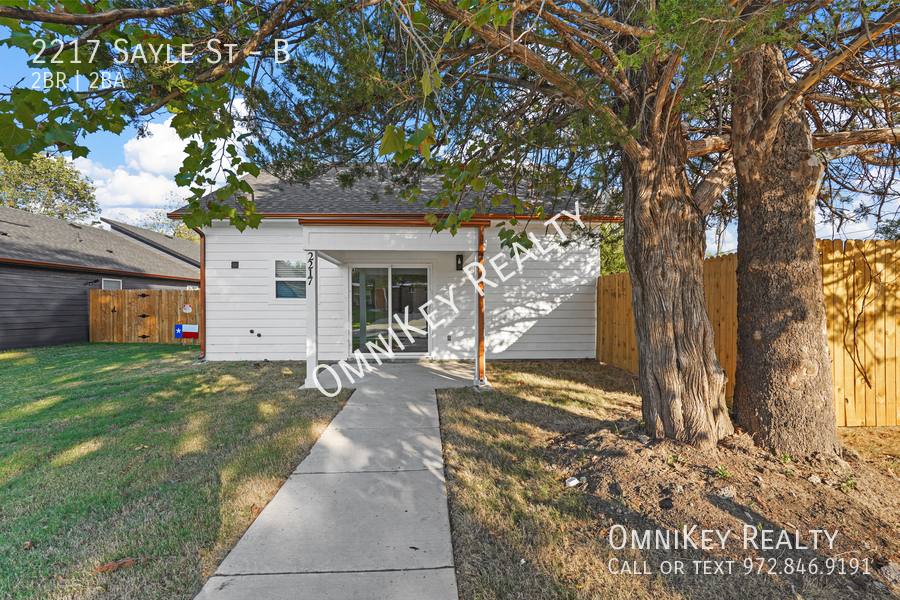 Apartment for rent at 2217 Sayle St #B, Greenville, TX 75401
