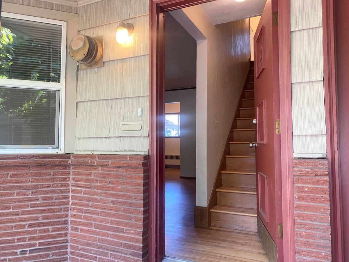 Apartment for rent at 6634 E Burnside, Portland, OR 97215