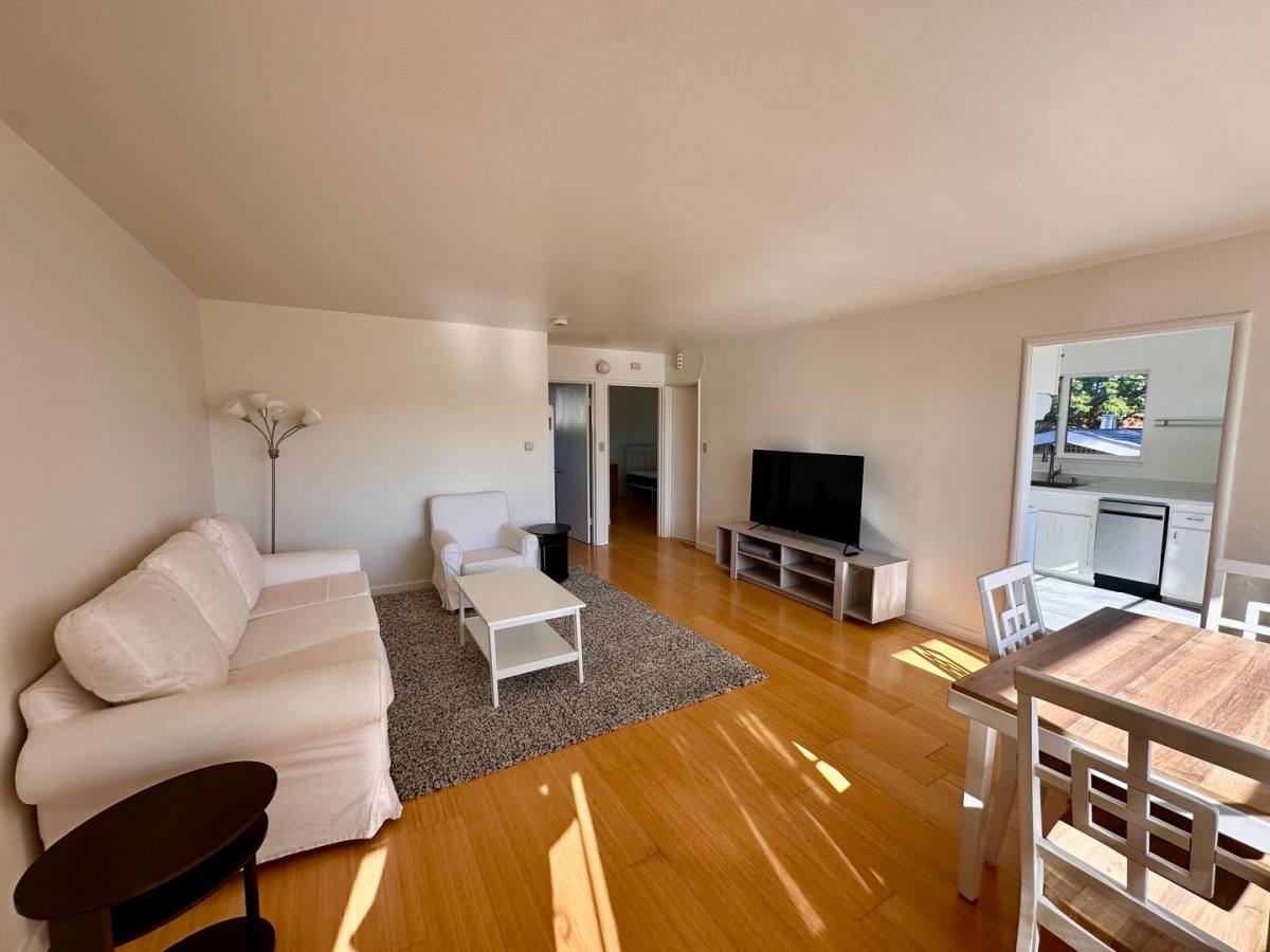 Apartment for rent at 1615-1617 Carleton St, Berkeley, CA 94703