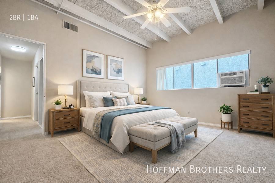 Apartment for rent at 4840 Van Noord Ave #5, Sherman Oaks, CA 91423