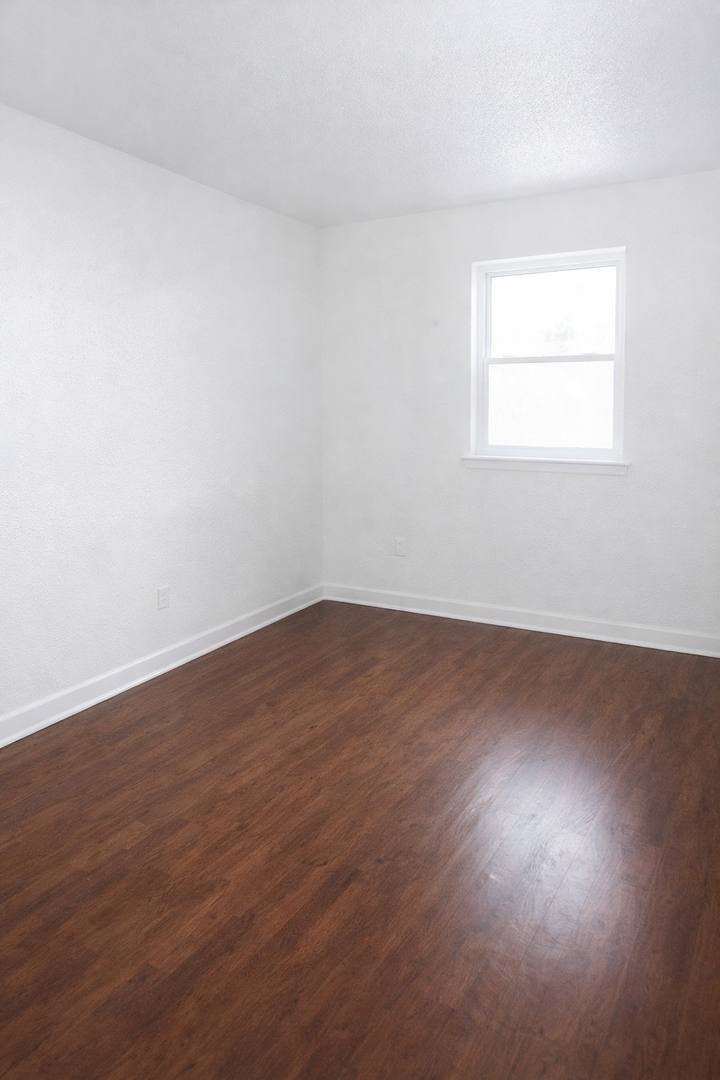 Apartment for rent at 1146-48 Raleigh St, Saint Paul, MN 55108
