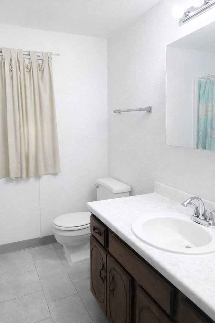 Apartment for rent at 1146-48 Raleigh St, Saint Paul, MN 55108