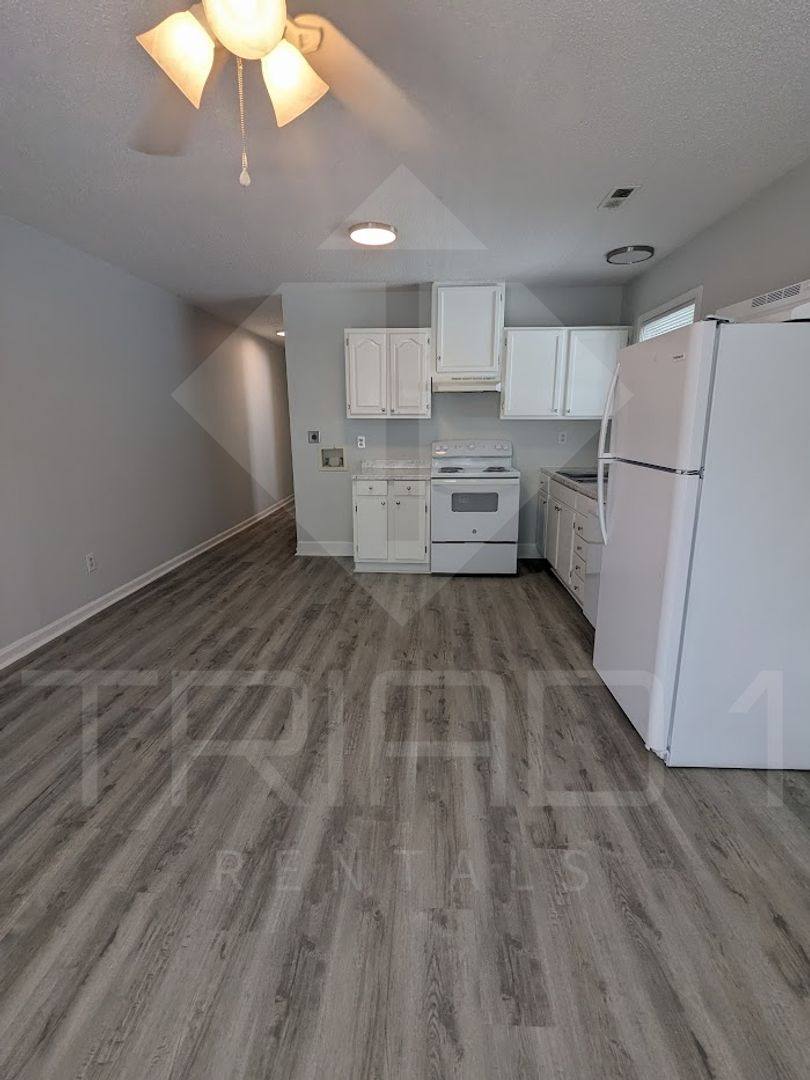 Apartment for rent at 1001 E Bragg St, Greensboro, NC 27406
