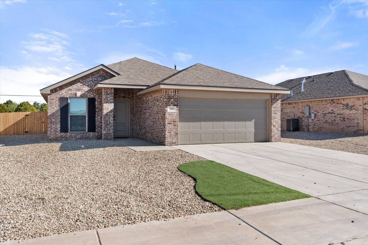 House for rent at 2505 Kenwood Ave, Lubbock, TX 79407