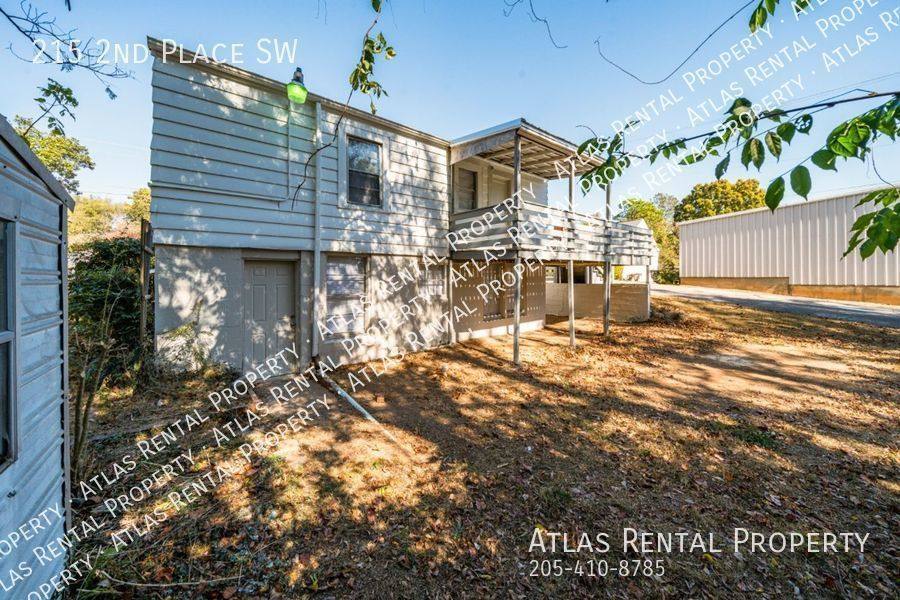 House for rent at 215 2nd Place SW, Graysville, AL 35073