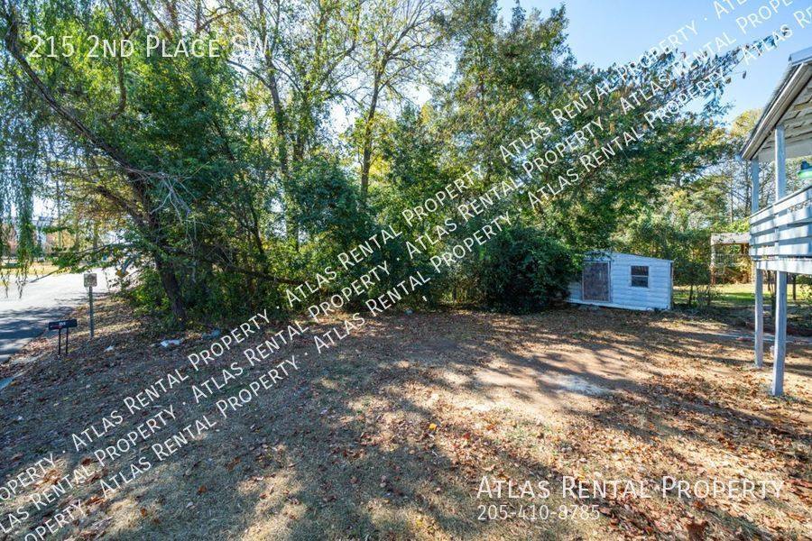 House for rent at 215 2nd Place SW, Graysville, AL 35073