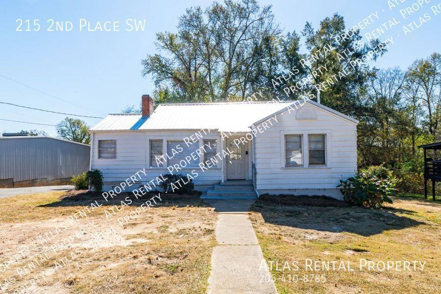 House for rent at 215 2nd Place SW, Graysville, AL 35073
