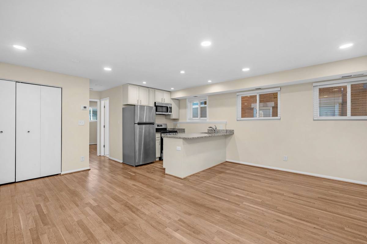 Apartment for rent at 2637 Saint Paul St, Baltimore, MD 21218