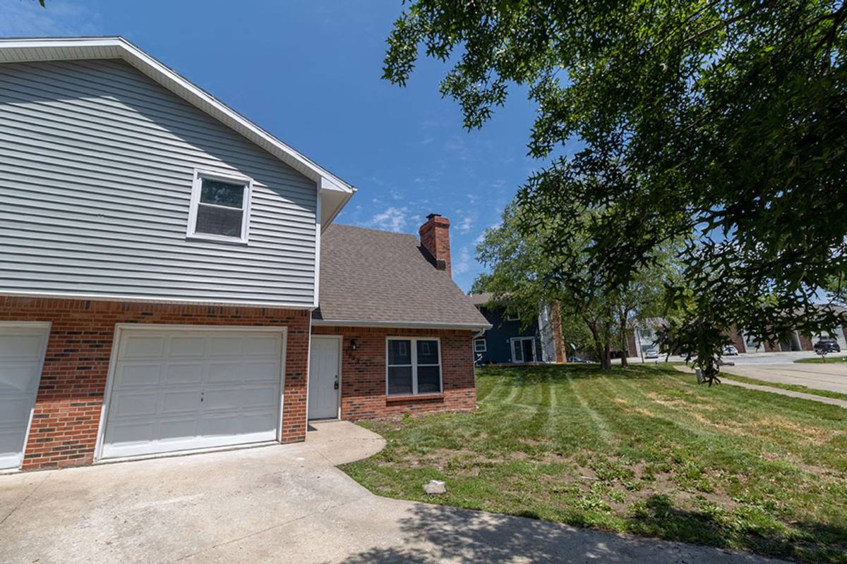 House for rent at 1923 Mirtle Grove Court, Columbia, MO 65201