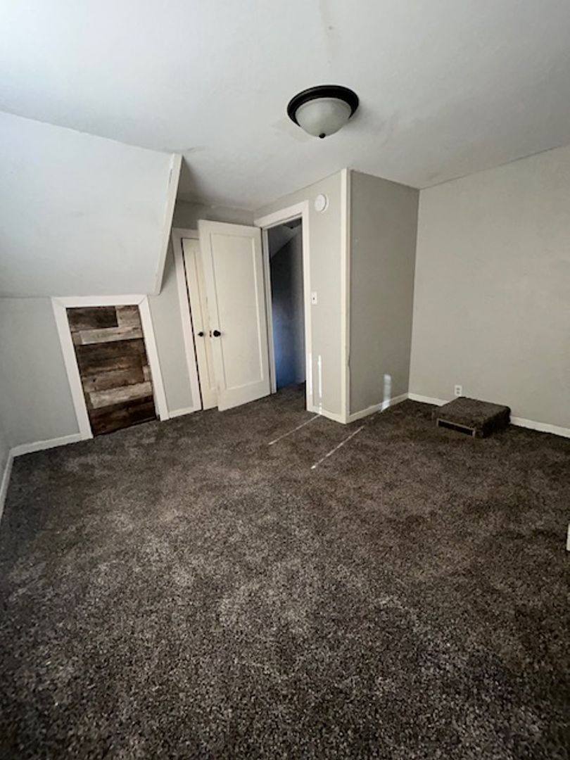 House for rent at 919 S Sherman Ave, Sioux Falls, SD 57104