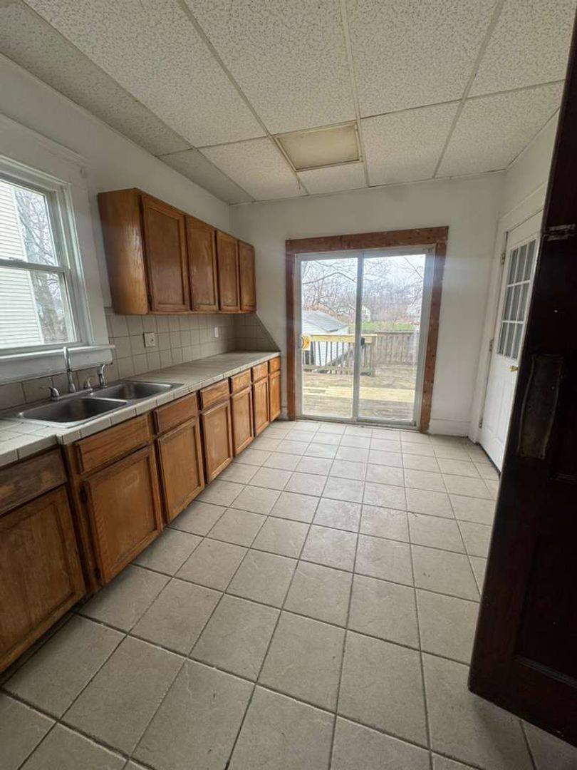 House for rent at 497 Lucy St, Akron, OH 44306