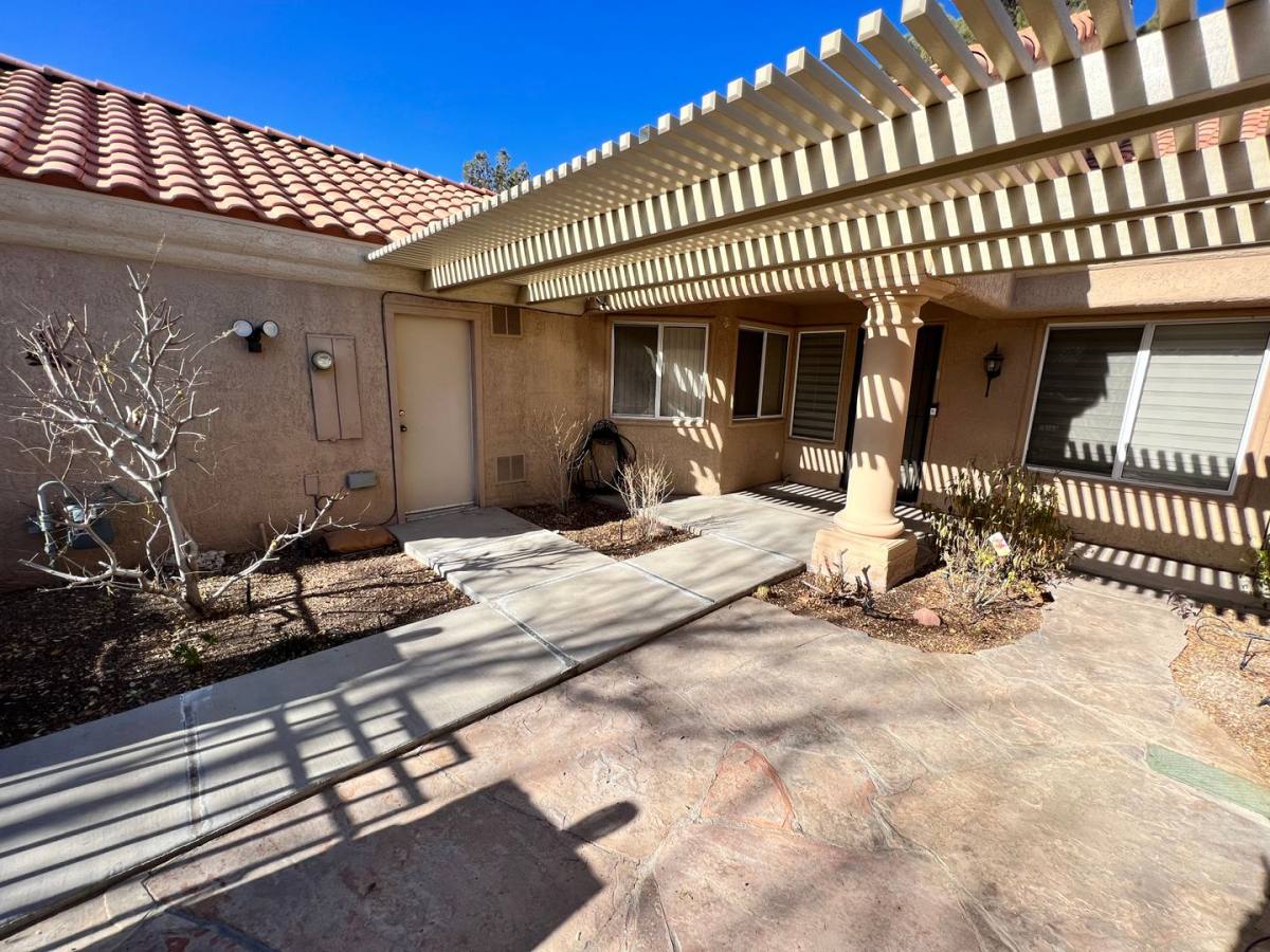 House for rent at 9436 Quail Ridge Dr, Las Vegas, NV 89134