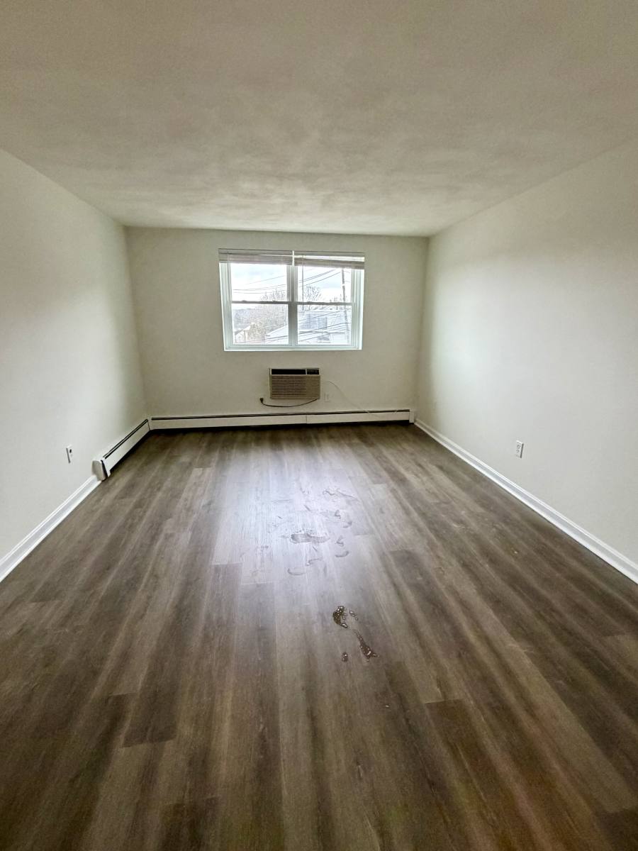 Apartment for rent at 80 Cambridge Rd #25, Woburn, MA 01801