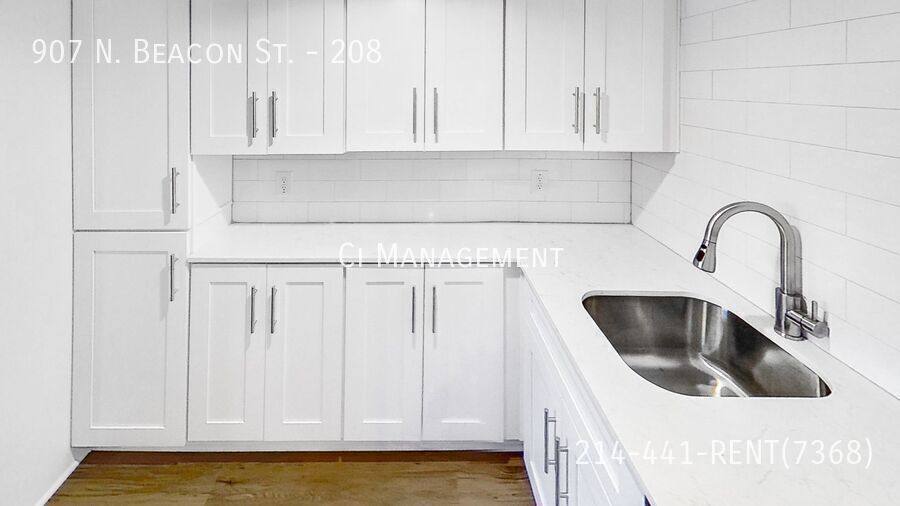 Apartment for rent at 907 N Beacon St #208, Dallas, TX 75214