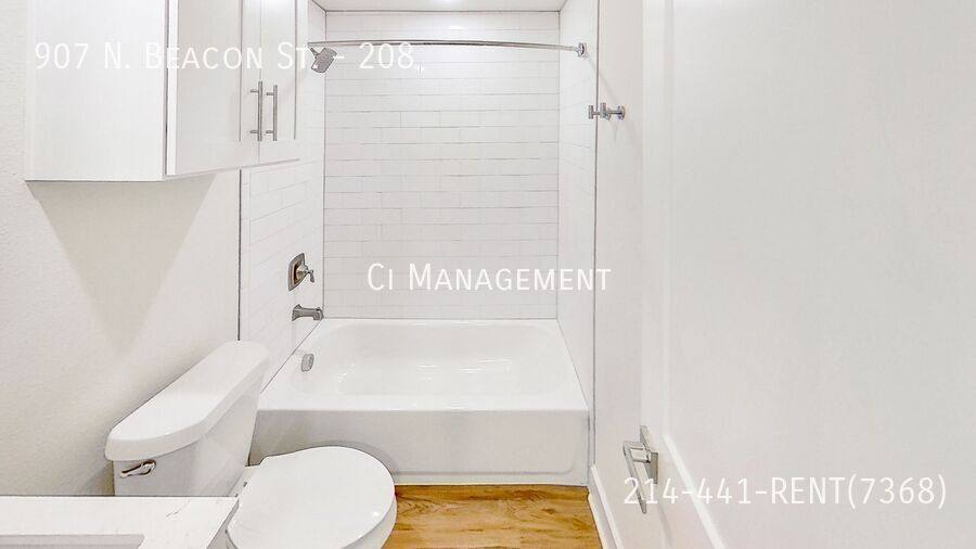 Apartment for rent at 907 N Beacon St #208, Dallas, TX 75214