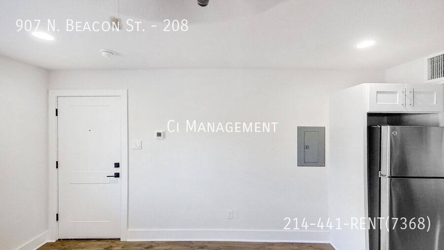 Apartment for rent at 907 N Beacon St #208, Dallas, TX 75214