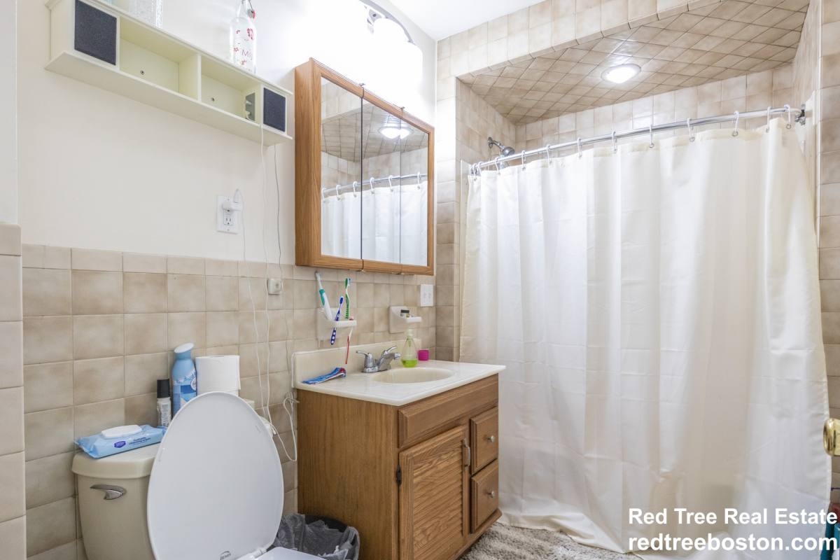 House for rent at 35 Harbor View St #3, Dorchester, MA 02125