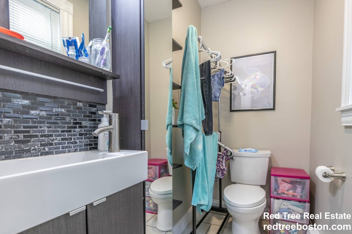 House for rent at 35 Harbor View St #3, Dorchester, MA 02125
