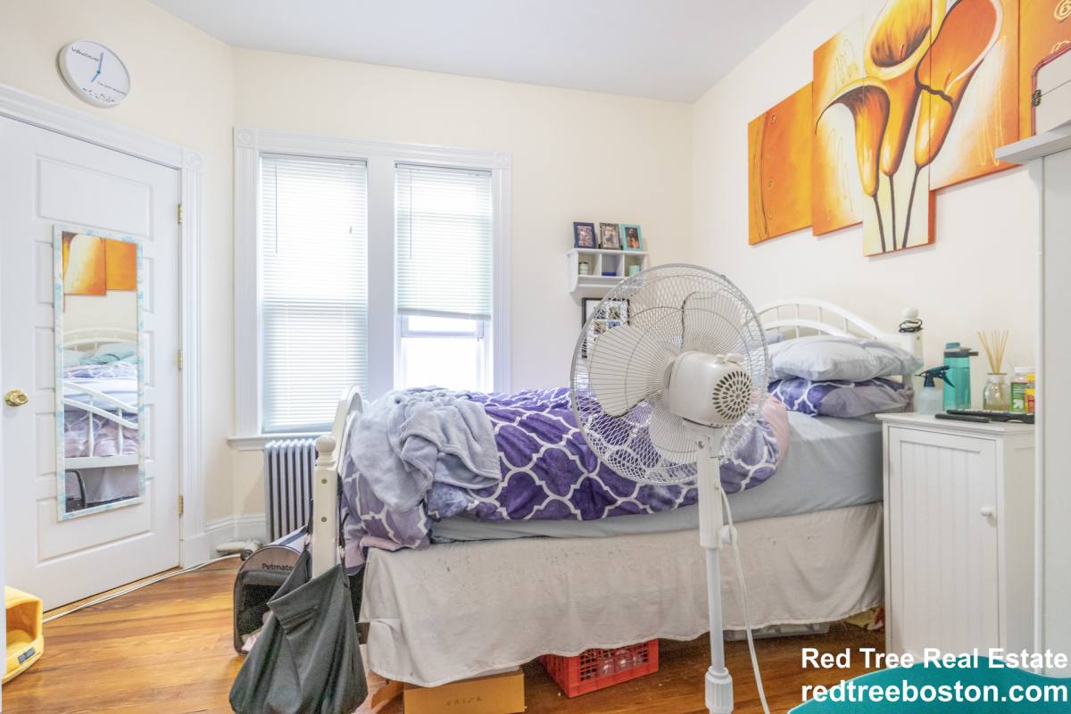 House for rent at 35 Harbor View St #3, Dorchester, MA 02125
