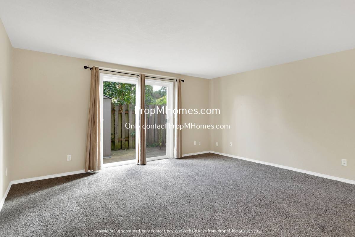 Apartment for rent at 4417 Cornwall St, West Linn, OR 97068