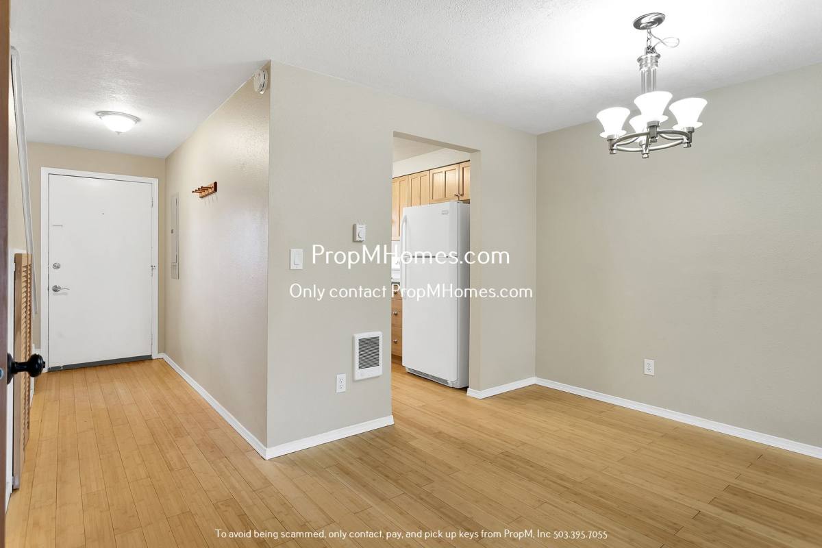 Apartment for rent at 4417 Cornwall St, West Linn, OR 97068