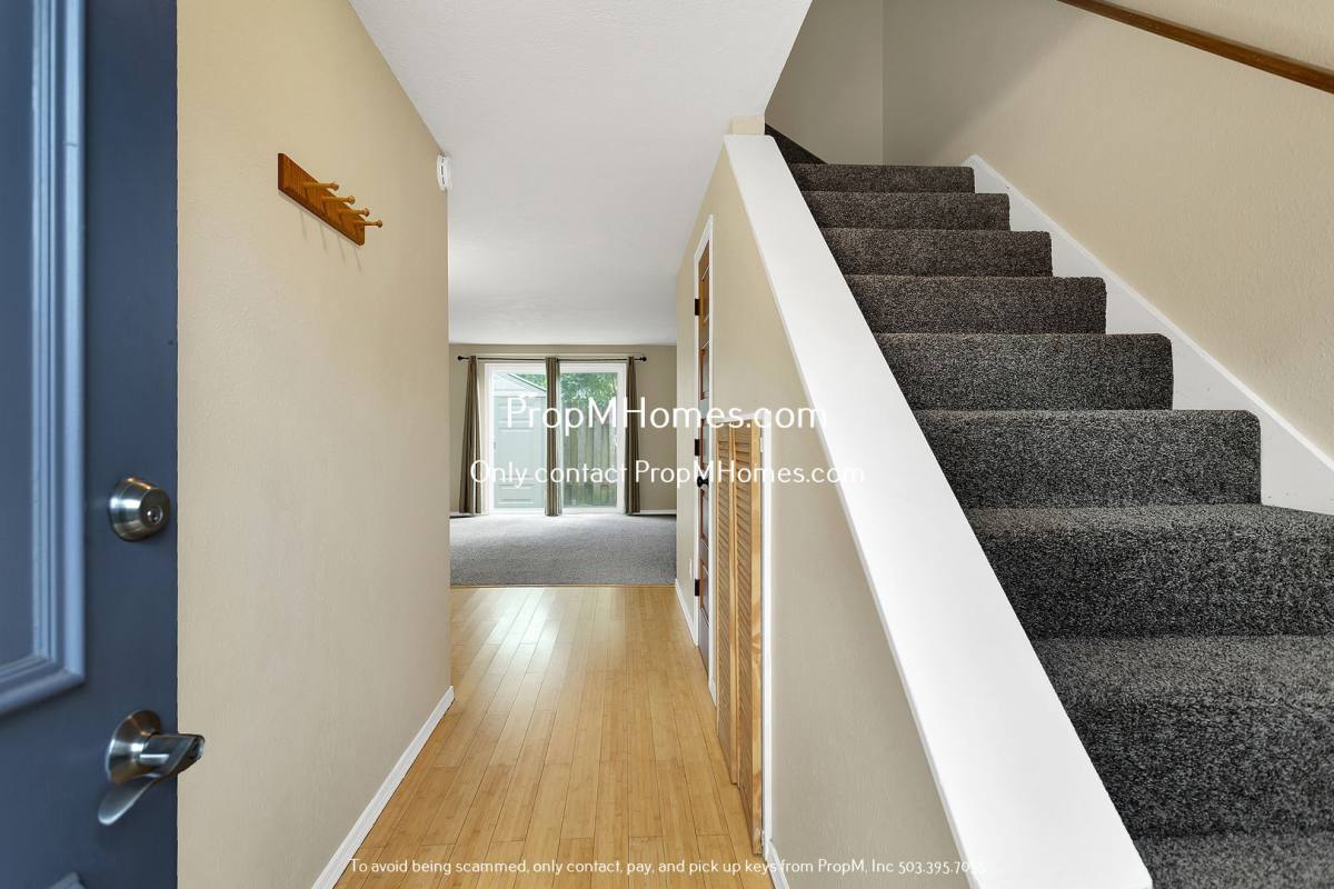Apartment for rent at 4417 Cornwall St, West Linn, OR 97068