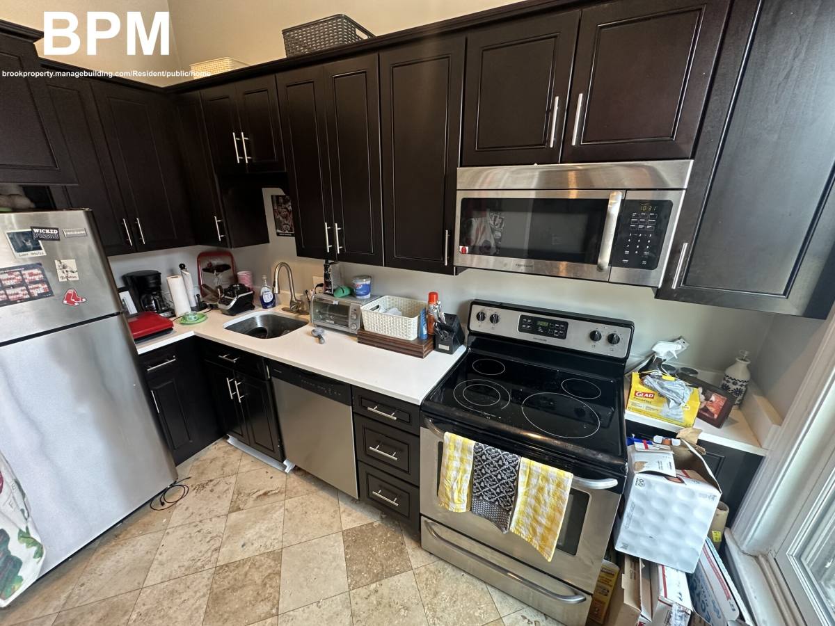 Apartment for rent at 669 Massachusetts Ave #2, Boston, MA 02118