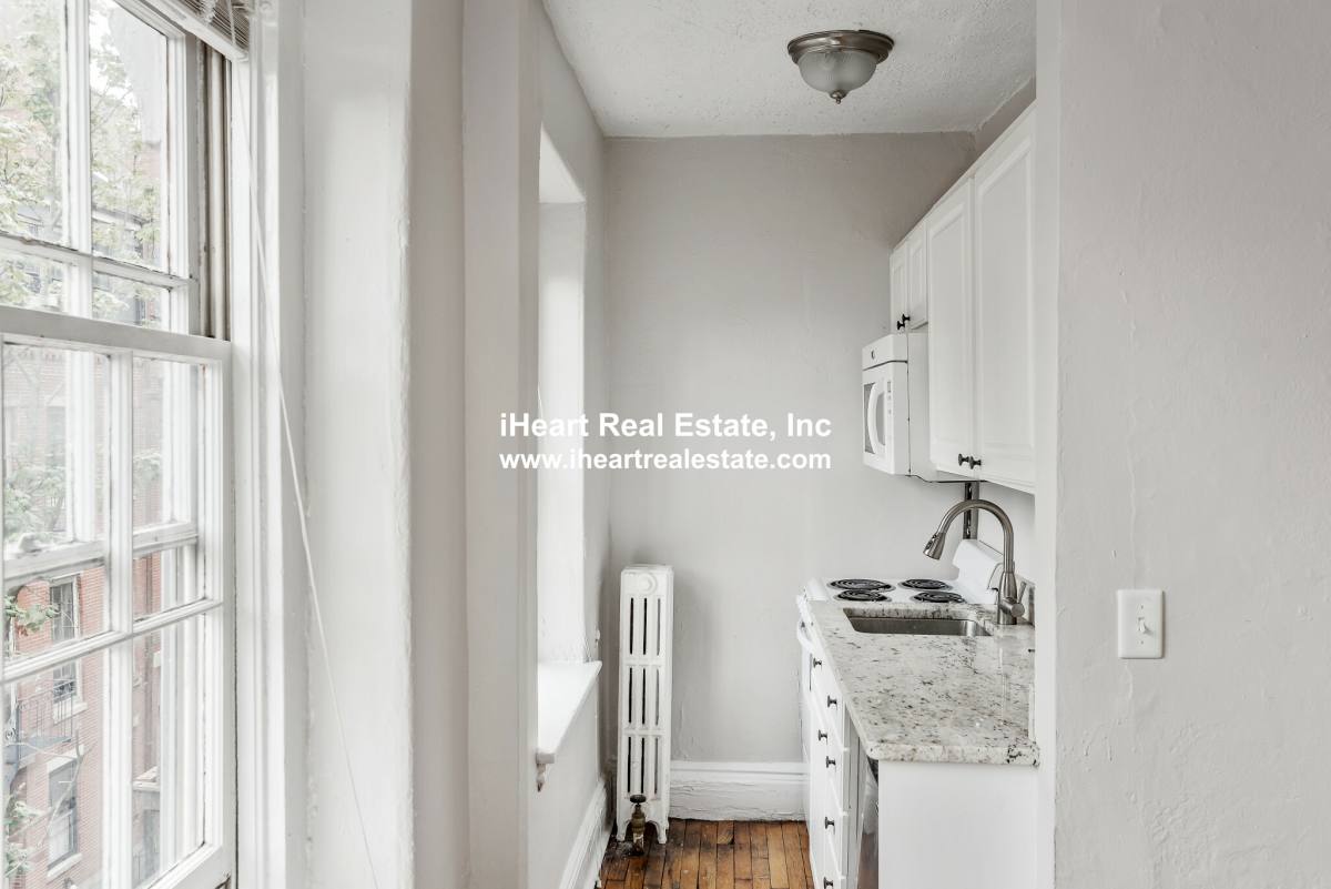 Apartment for rent at 47 S Russell #4, Boston, MA 02114