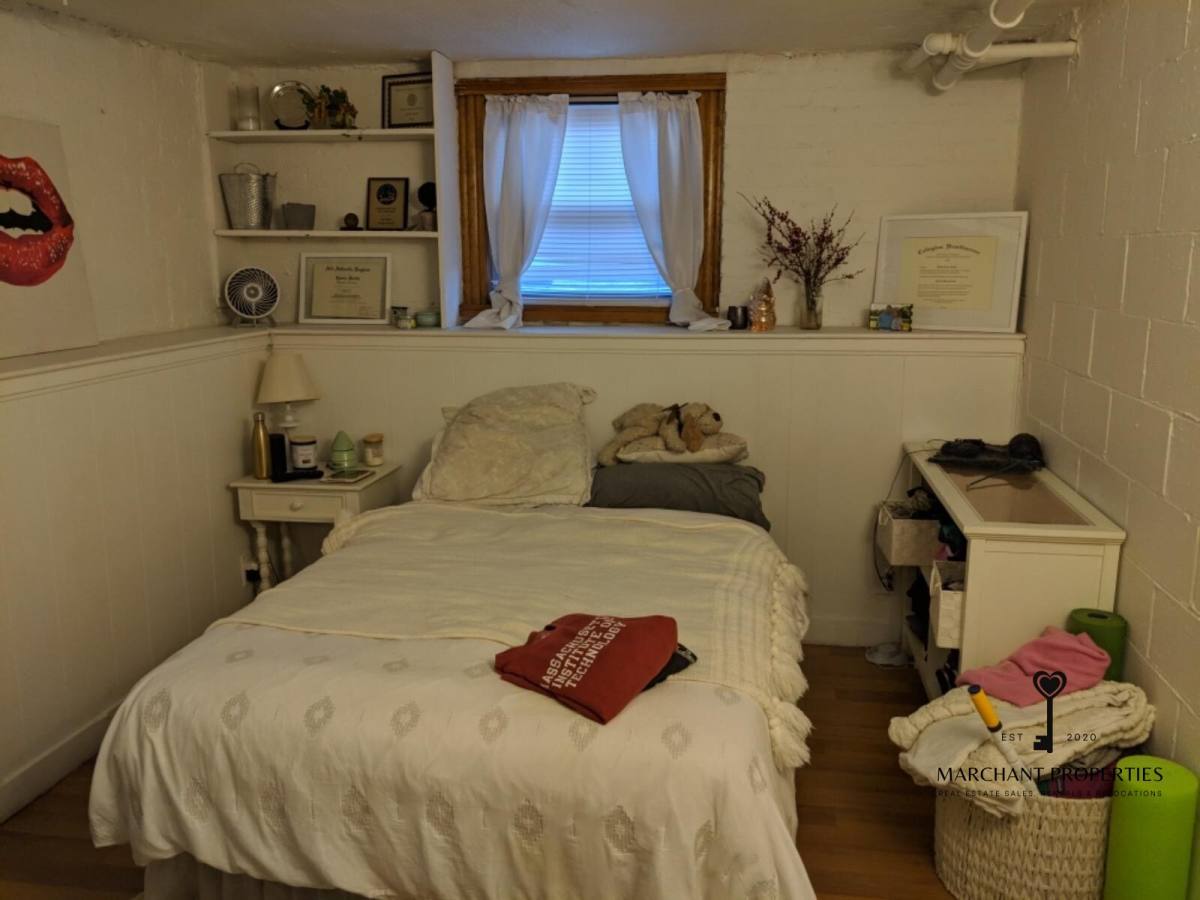 Apartment for rent at 99 Hancock St #B2, Cambridge, MA 02139