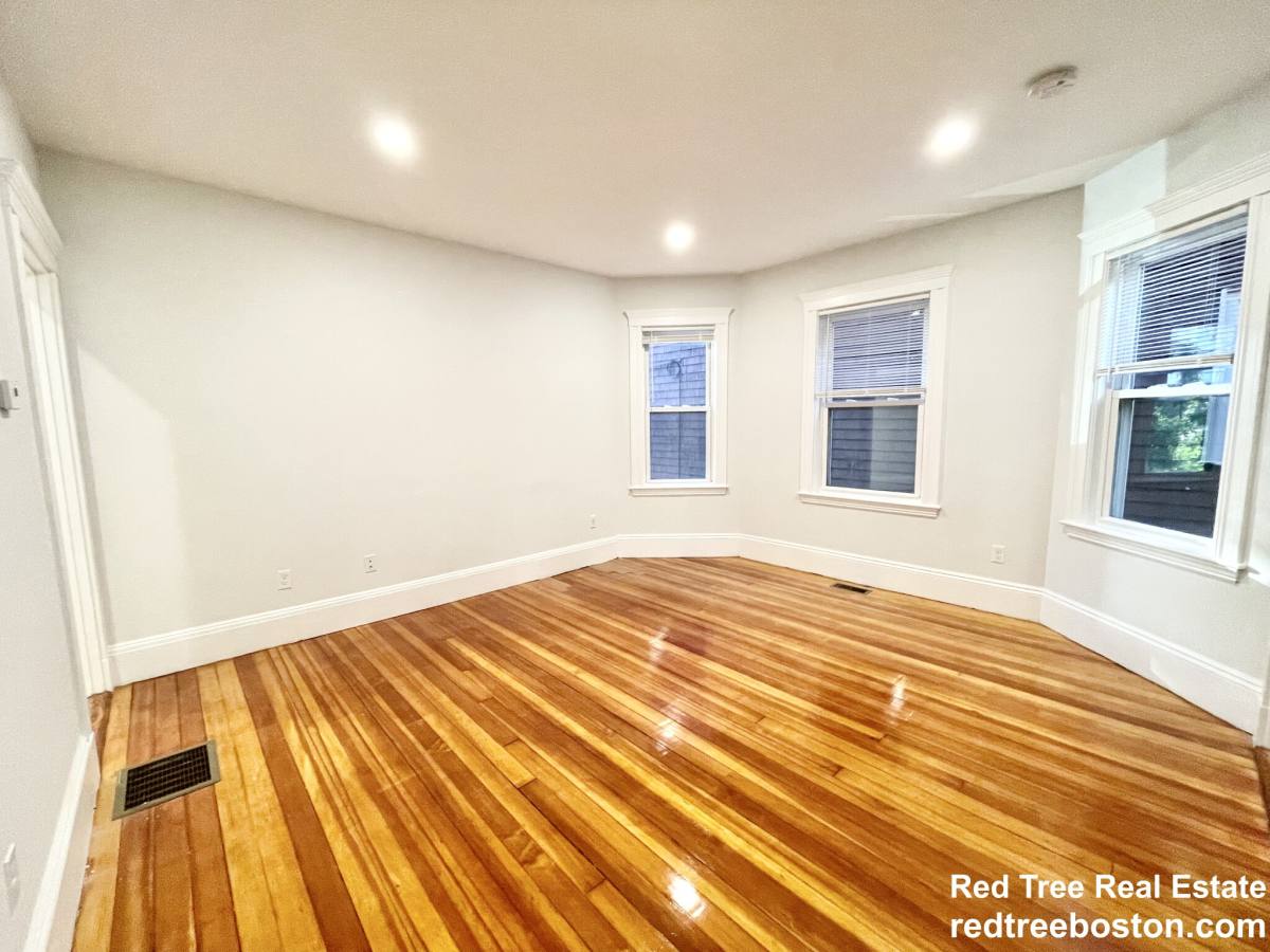 Apartment for rent at 68 Bakersfield St #1, Dorchester, MA 02125