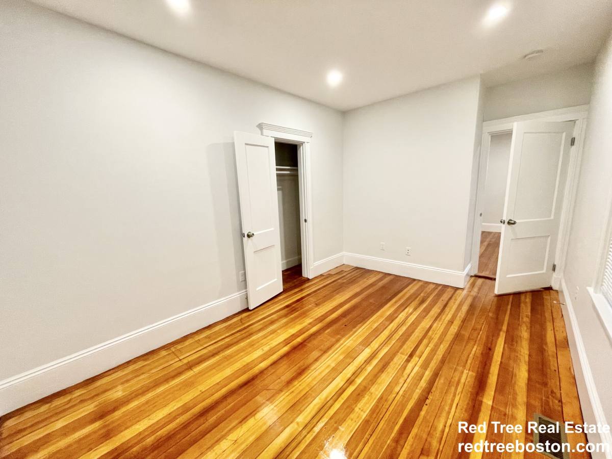 Apartment for rent at 68 Bakersfield St #1, Dorchester, MA 02125