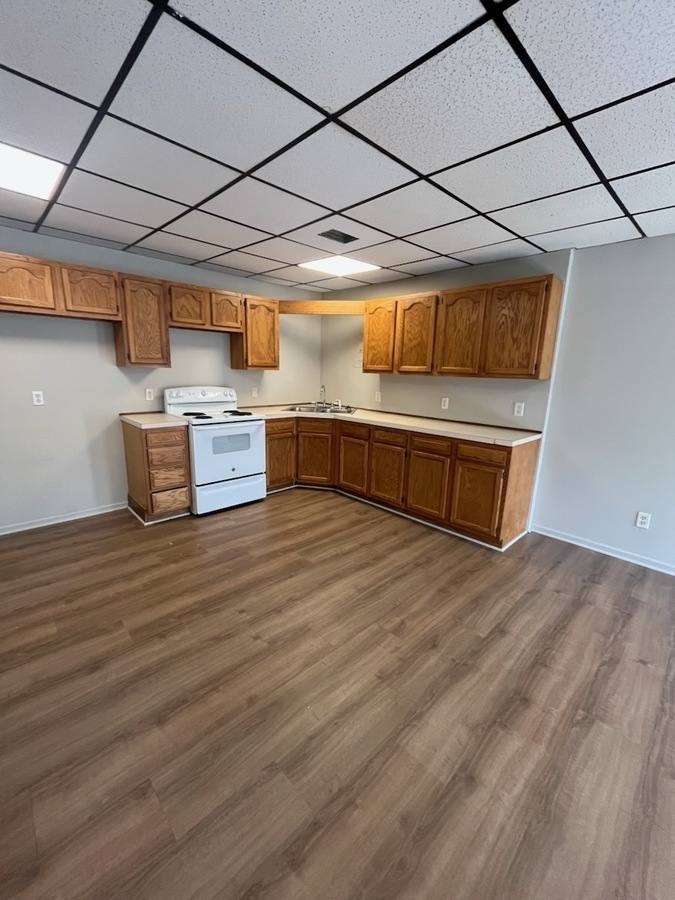 Apartment for rent at 3353 Whitehall Rd, Muskegon, MI 49445