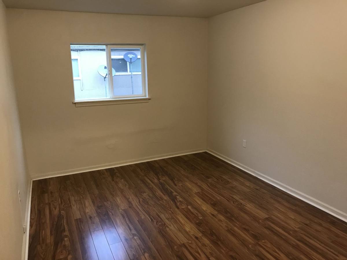 Apartment for rent at 731 Gerth Ave NW, Salem, OR 97304