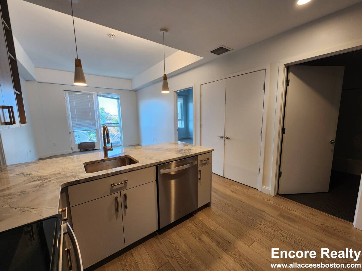 Apartment for rent at 55 Brighton Ave #503, Allston, MA 02134