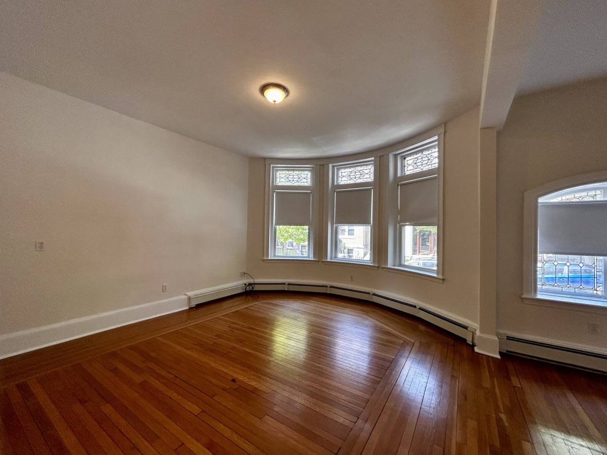 Apartment for rent at 17 Fairbanks St #12A, Brookline, MA 02446