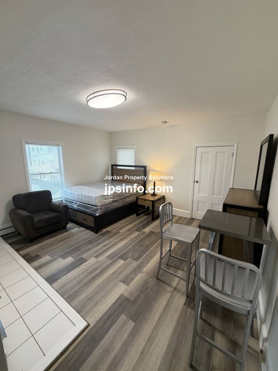 House for rent at 110 Perkins St #8, Somerville, MA 02145