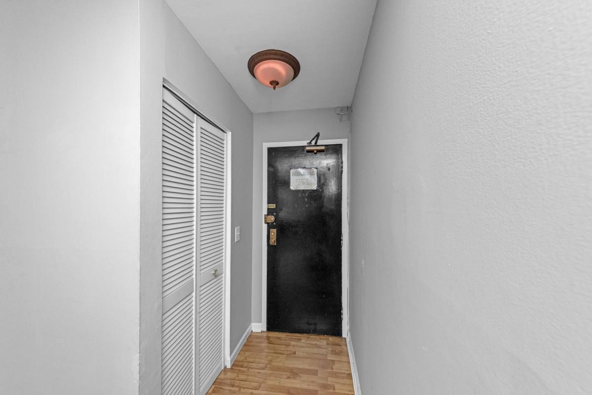 Apartment for rent at 3825 N Pine Grove Ave #201, Chicago, IL 60613