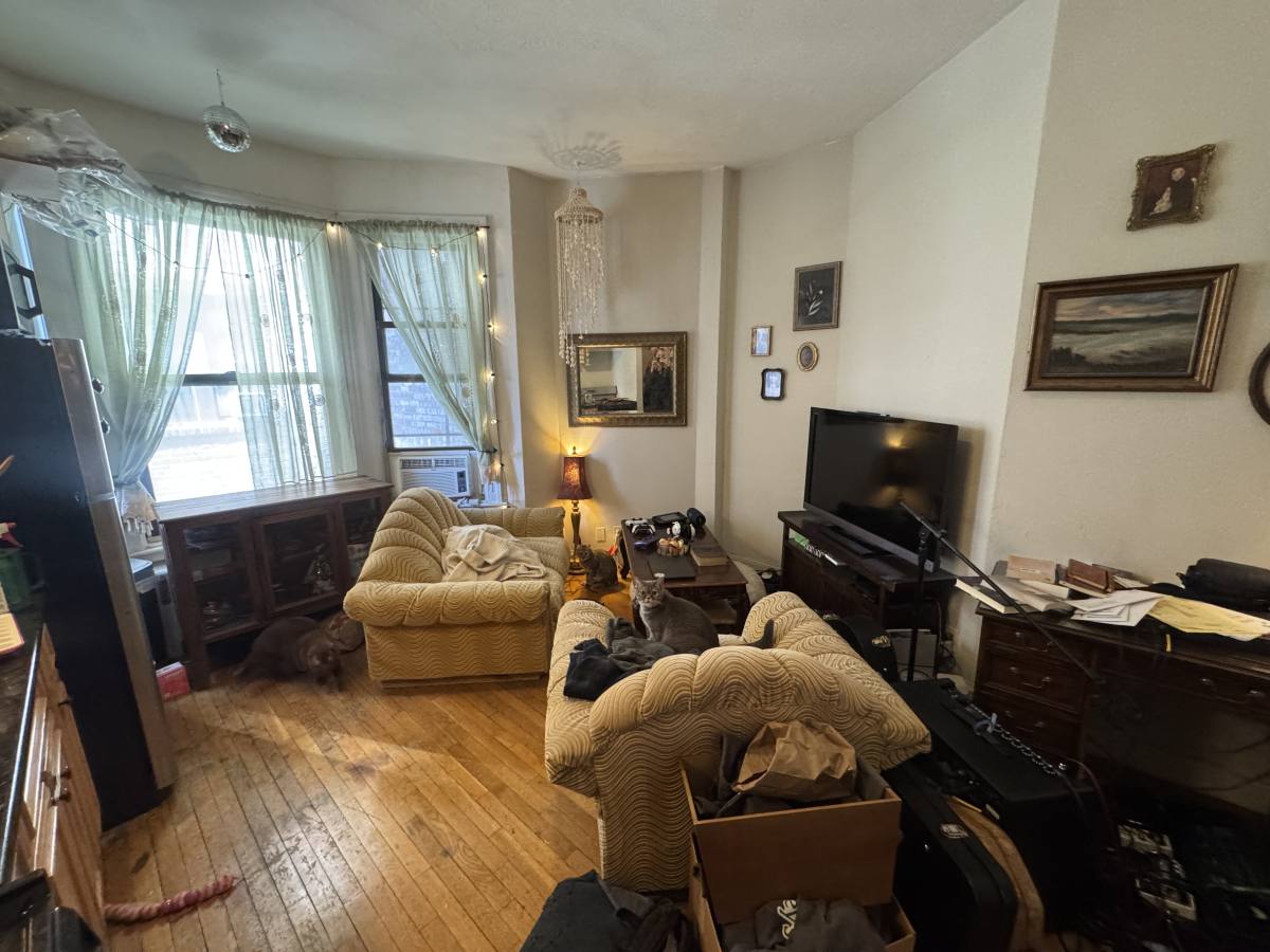 Apartment for rent at 384 Commonwealth Ave #22, Boston, MA 02115