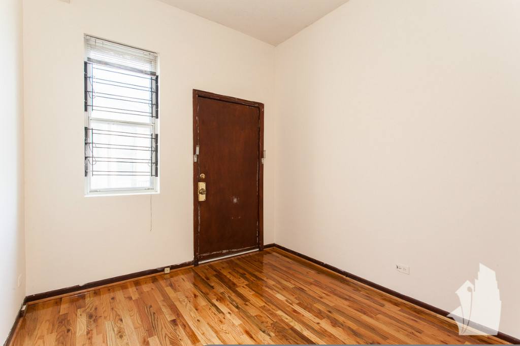 Apartment for rent at 2525 N Lincoln Ave #D2, Chicago, IL 60614