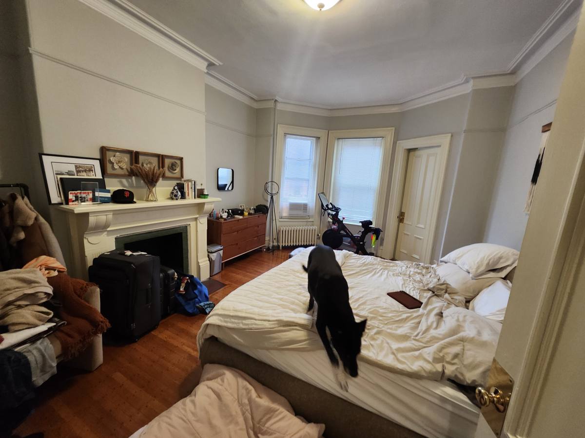 Apartment for rent at 227 Newbury St #2F, Boston, MA 02116