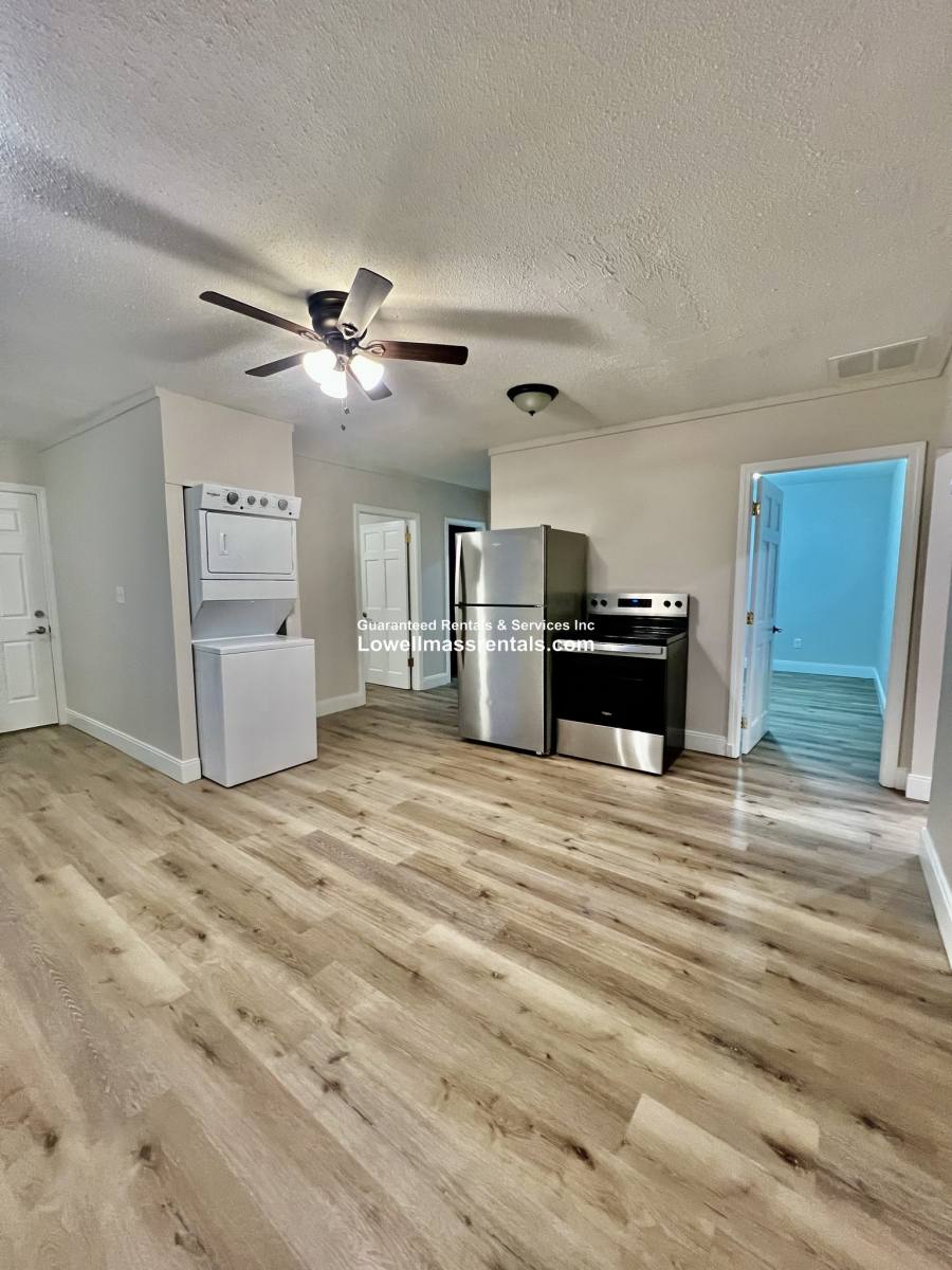 House for rent at 42-44 Gershom Ave #3, Lowell, MA 01854