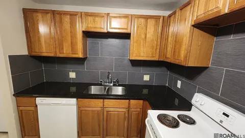 Apartment for rent at 3412 Yorkfield Dr, Baton Rouge, LA 70816