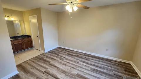 Apartment for rent at 3412 Yorkfield Dr, Baton Rouge, LA 70816