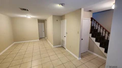 Apartment for rent at 3412 Yorkfield Dr, Baton Rouge, LA 70816